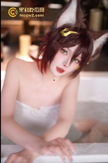 B站主播『图图堡』海边真空写真爆出,美鲍都快从比基尼里蹦出来,有没有鉴鲍大师给个评价,这品相算极品吗?-14