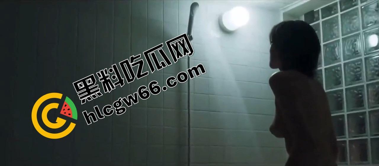 连女人都想舔的白奶【三吉彩花】首次露点片段疯传,奶子好大好翘简直就是尖椒巨乳,日本男星估计操烂她了!-12