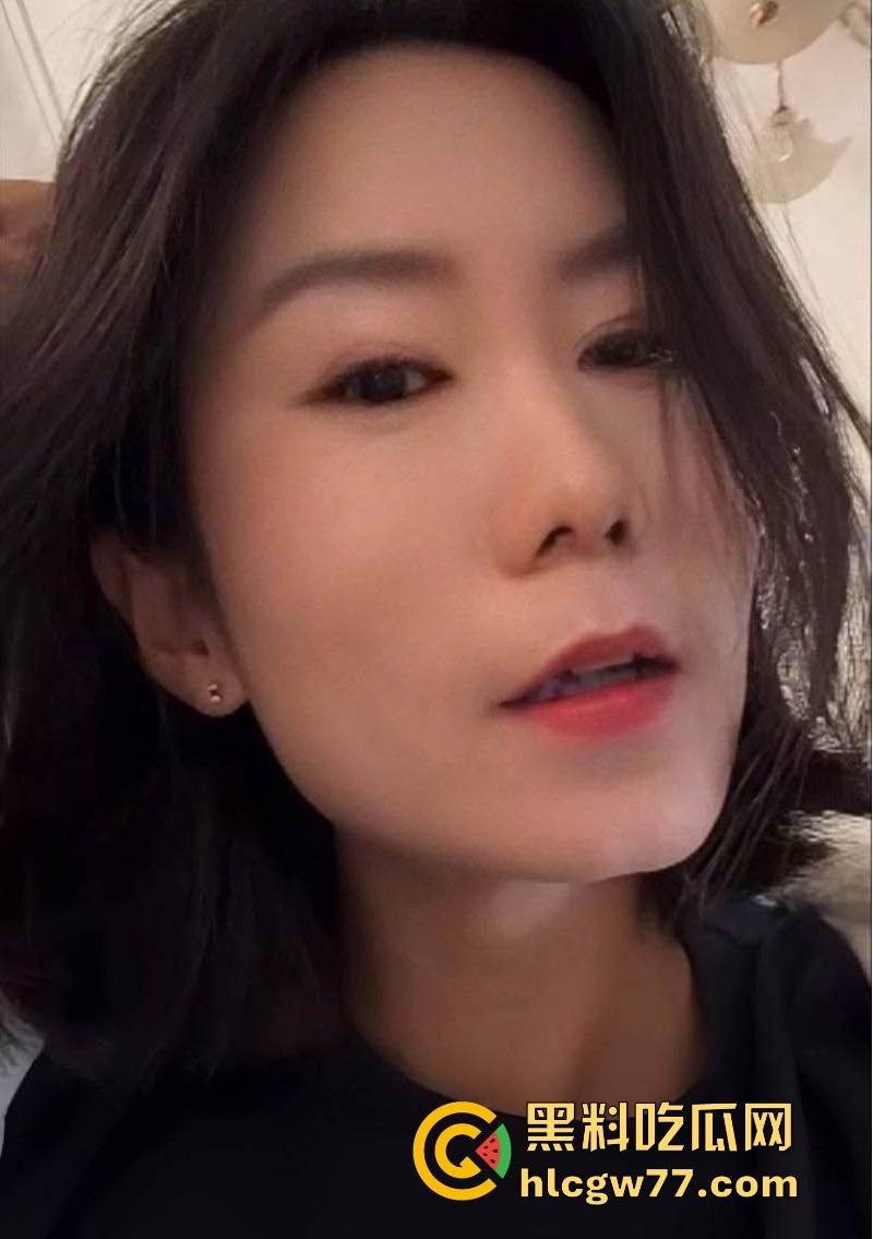 高校女校长勾引学生 私拍小视频被家长群曝光 被学生当母狗狠狠乱操 反差感直接拉满!-5