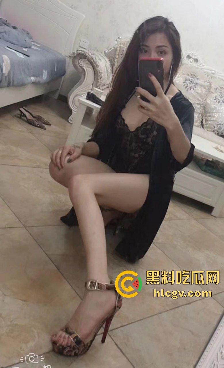 瓜友爆料济南骚人妻【范纯熙】偷吃!老公出差,她急喊人上门草骚逼,一天不日就难受!-16