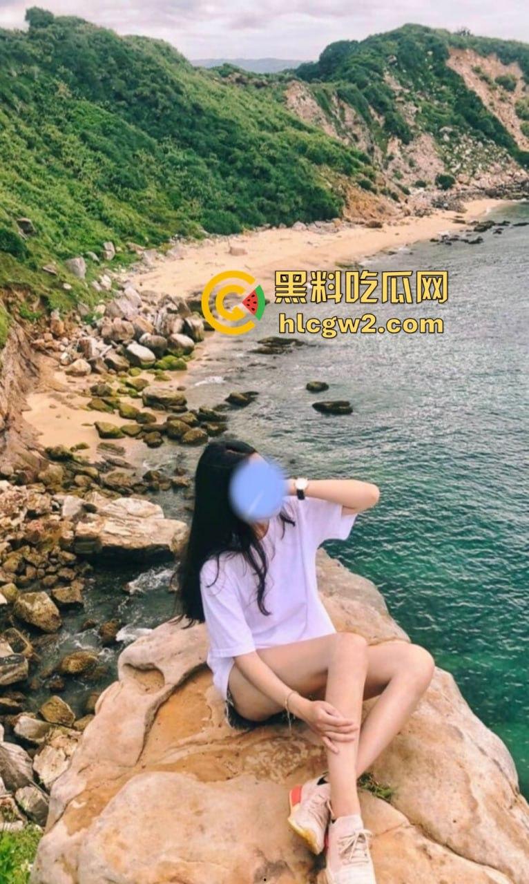 台湾骚鸡【TWIN】优雅酥胸反差婊搞到高潮脚趾折起来 还带闺蜜玩3P玩到飞起!-13