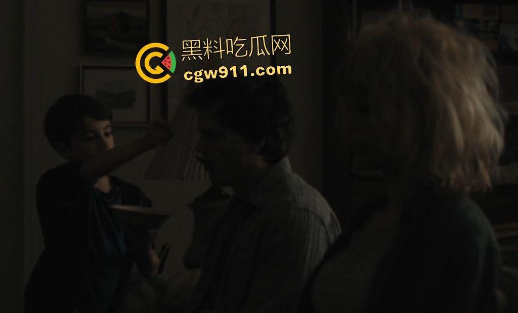 电影【凶器】惊悚集体失踪案!小镇魔咒吞噬17孩童,只剩一童揭女巫操控父母成杀器,幸存者反戈一击!-6