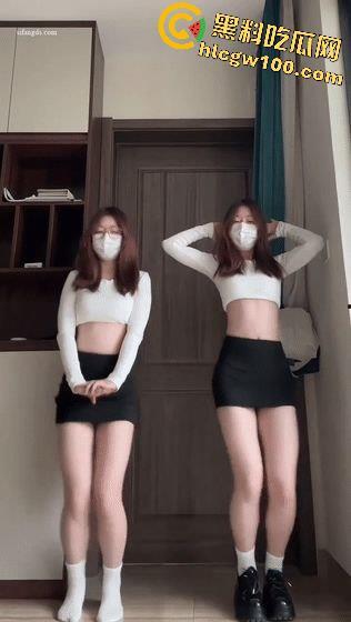 抖音13W粉丝网红【桃子】,极品双人裸舞 富哥版和抖音版居然还不一样-7