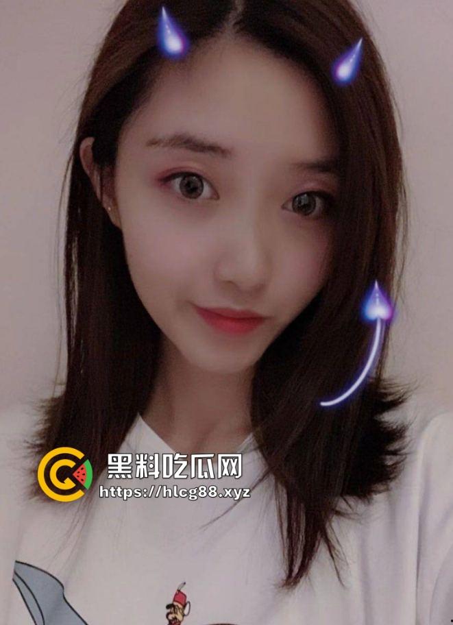 小红书勾搭幼师贱婊,婚后骚母狗被操开花,学校休息室丝袜撕烂内射,偷情的刺激翻倍!-4