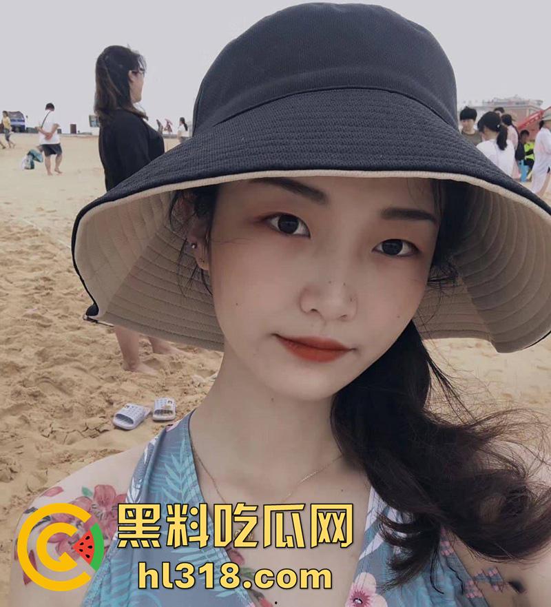 清纯颜值白富美【张欣玥】,表面富家千金背地里骚母狗一条,给主人深喉吃屌淫靡喘息,大量不雅视图流出!-1