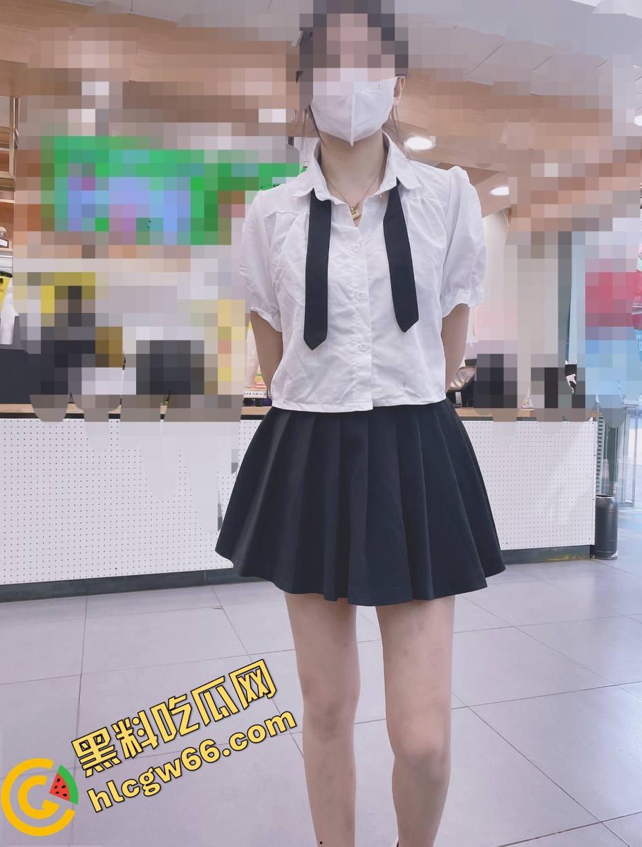 海角28岁教师姐姐淫路曝光!弟弟苦追终操大屁股姐,半推半就插进去,三年性瘾喷发射满臀!-18