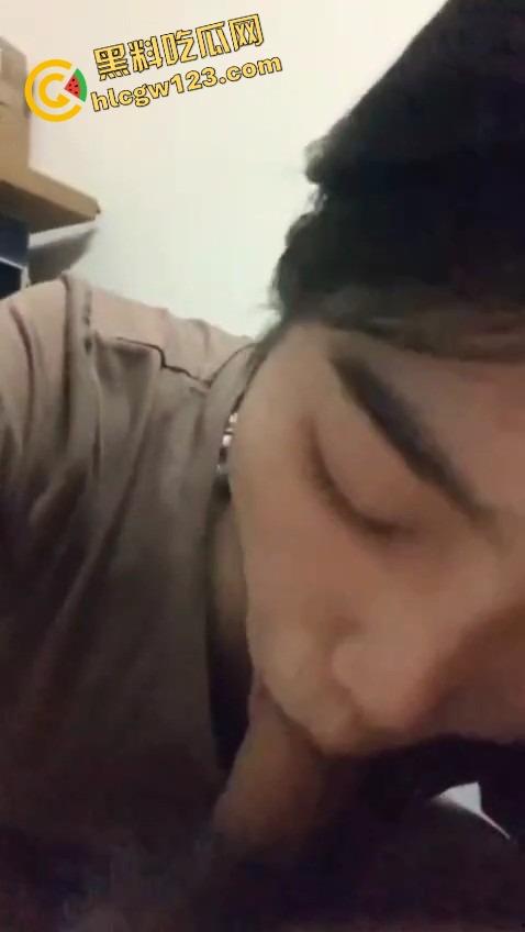 群友爆料前女友【宋蒨】JK黑丝公交车,02年小骚货不上班专靠男人养,两年感情换一顶绿帽!-10