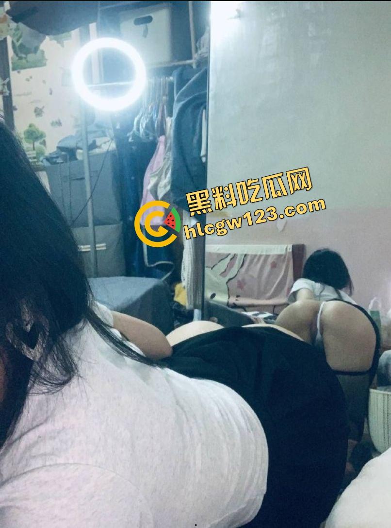 群友爆料前女友【宋蒨】JK黑丝公交车,02年小骚货不上班专靠男人养,两年感情换一顶绿帽!-17