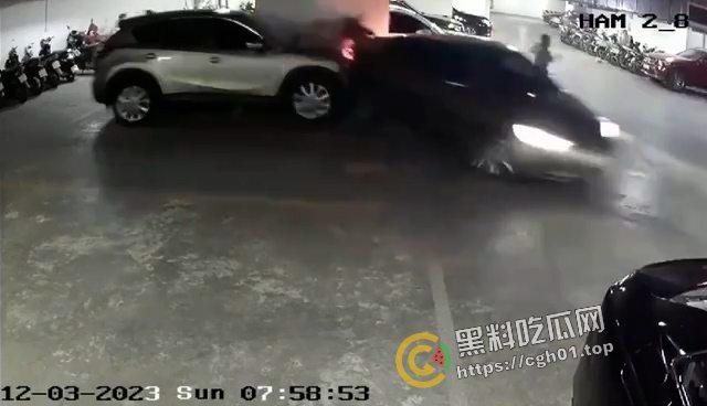 得不到就毁掉!男子直接撞死刚从小三车上下来的妻子 这个才叫真爱-4